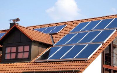 La dificultad para instalar placas solares en las comunidades de vecinos
