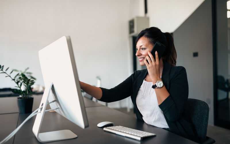 x 3 (79) El administrador de fincas