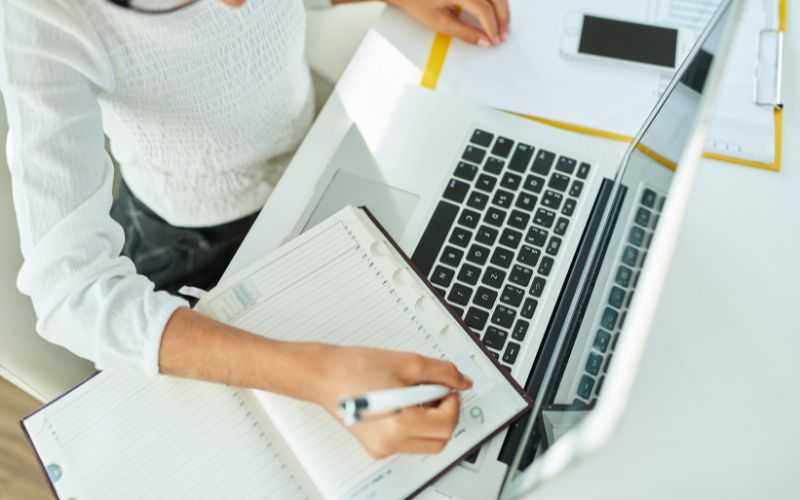 La figura del secretario en la comunidad de vecinos: Tareas y responsabilidades